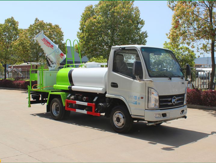 凱馬藍牌2方噴灑車